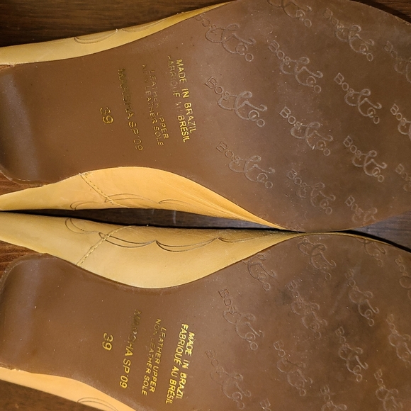 Mustard Yellow Retro Embellished Heel, Size 39 - Picture 3 of 5